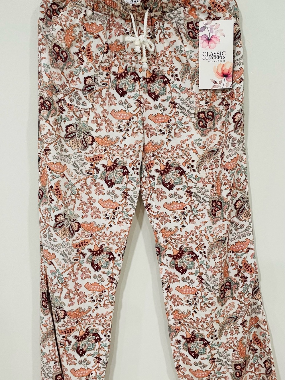 Classic Concepts Women  Floral Print Drawstring Pants - Cream & Orange small
